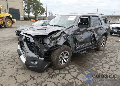 2023 Toyota 4Runner Trd Off Road Premium из США, поврежденный, VIN JTERU5JRXP6090198